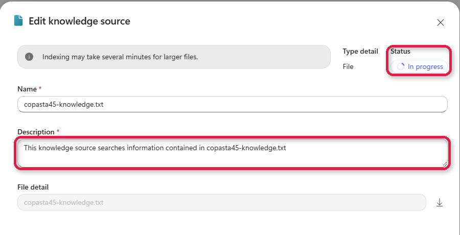 追加した直後の Edit knowledge source。Description は既定の英文、Status は In progress(読み込み中)でした